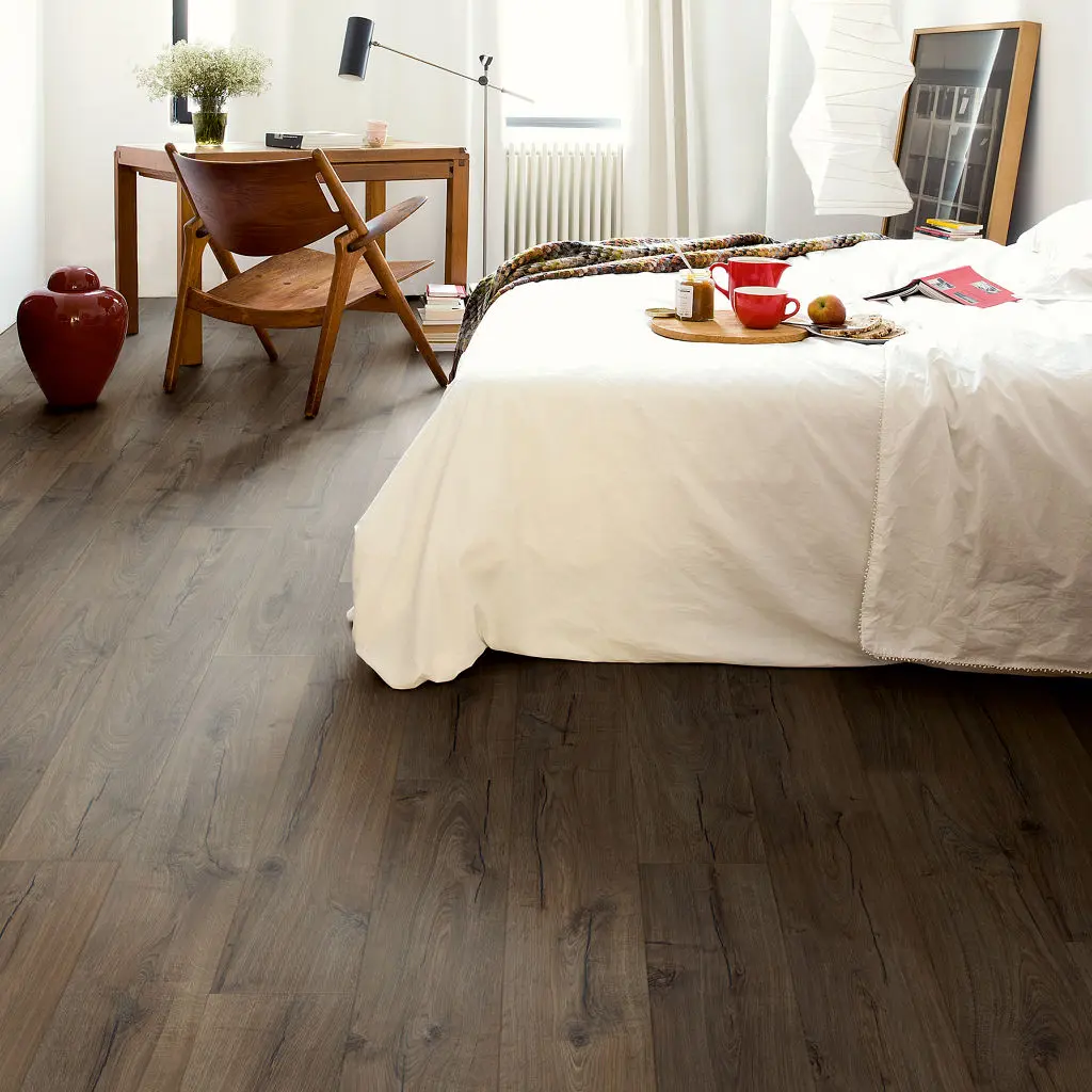 Quick-Step Impressive Klassieke Bruine Eik laminaatvloer detail